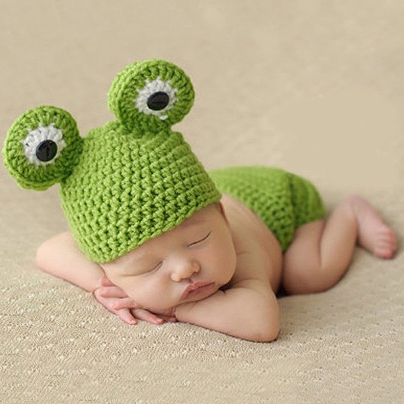 Other - Newborn Baby Crochet Knit Frog Outfit Photo Prop